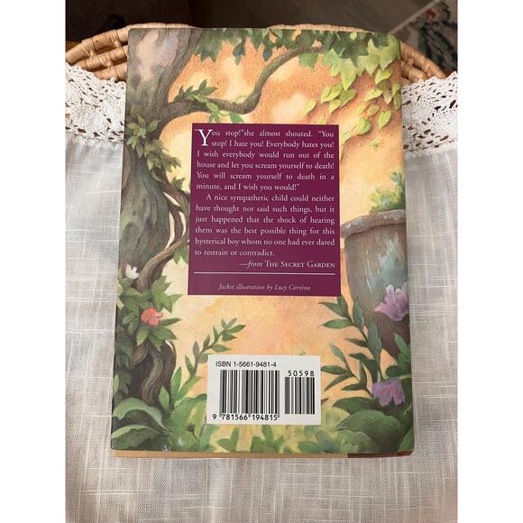 The Secret Garden: 2001 Barnes & Noble Children's Classic Hardcover - Picture 5 of 5